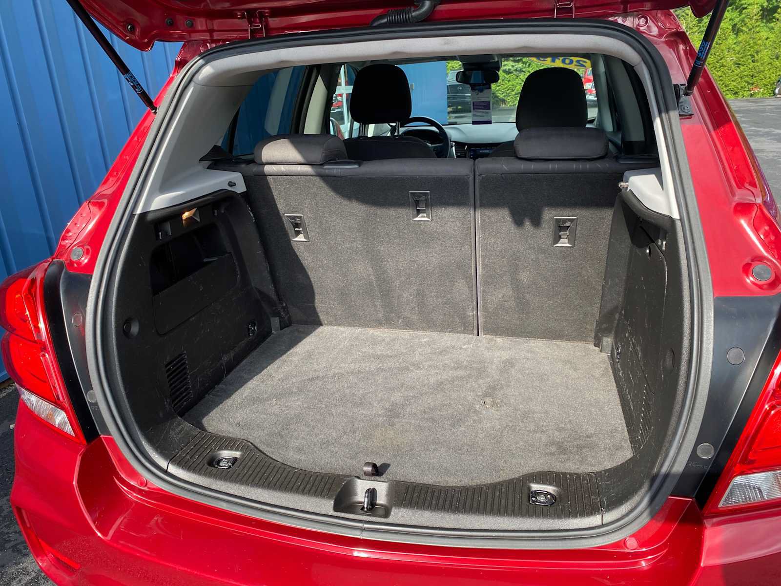 Used 2019 Chevrolet Trax LT FWD image 27