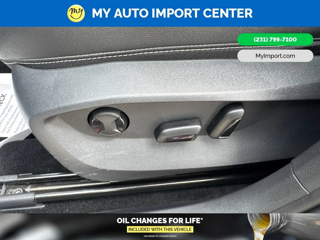 Used 2025 Volkswagen Taos SEL w/ Black Wheel Plus Package AWD/4WD image 12
