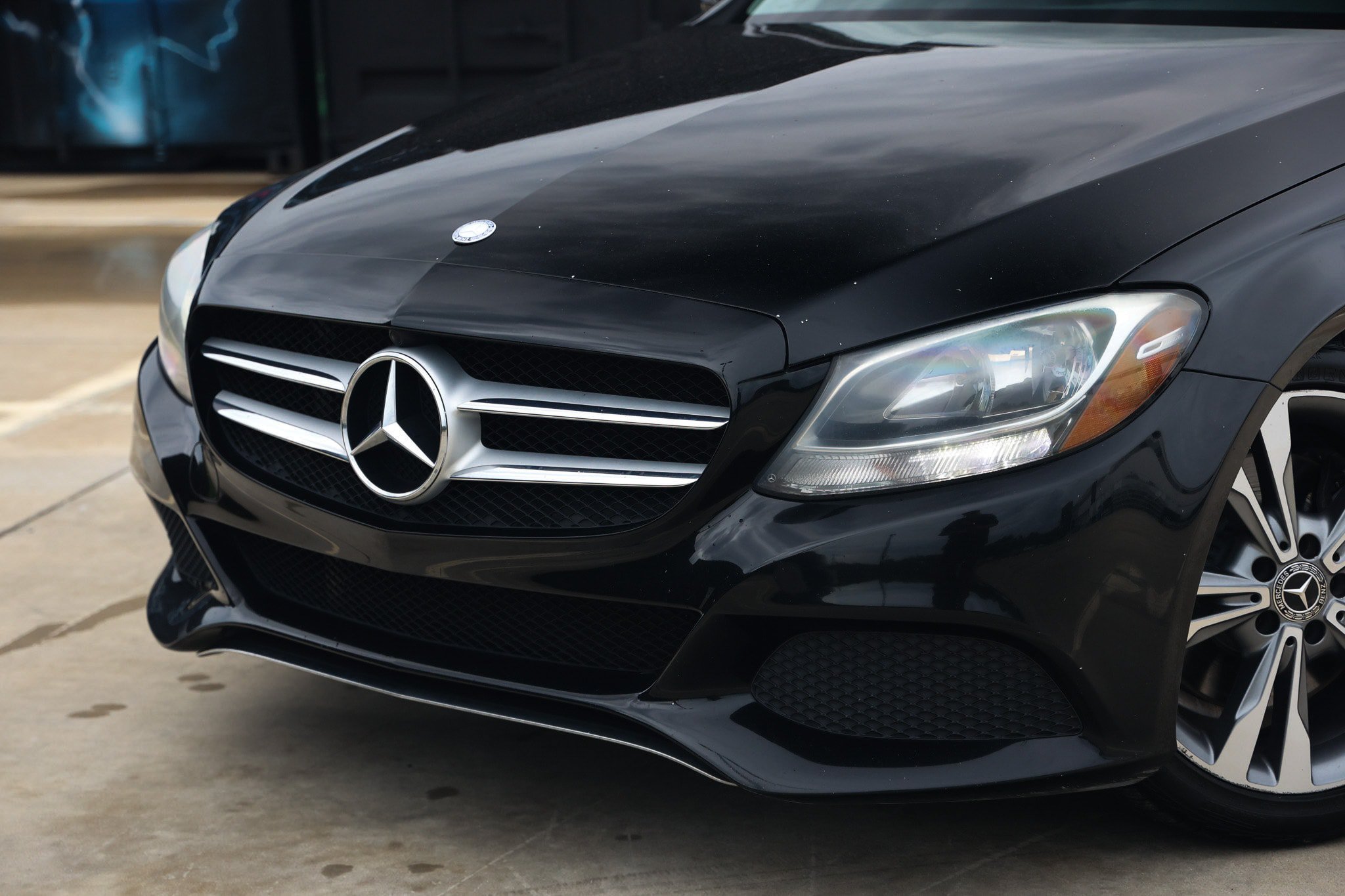 Used 2017 Mercedes-Benz C 300 Sedan w/ Premium 1 Package image 34