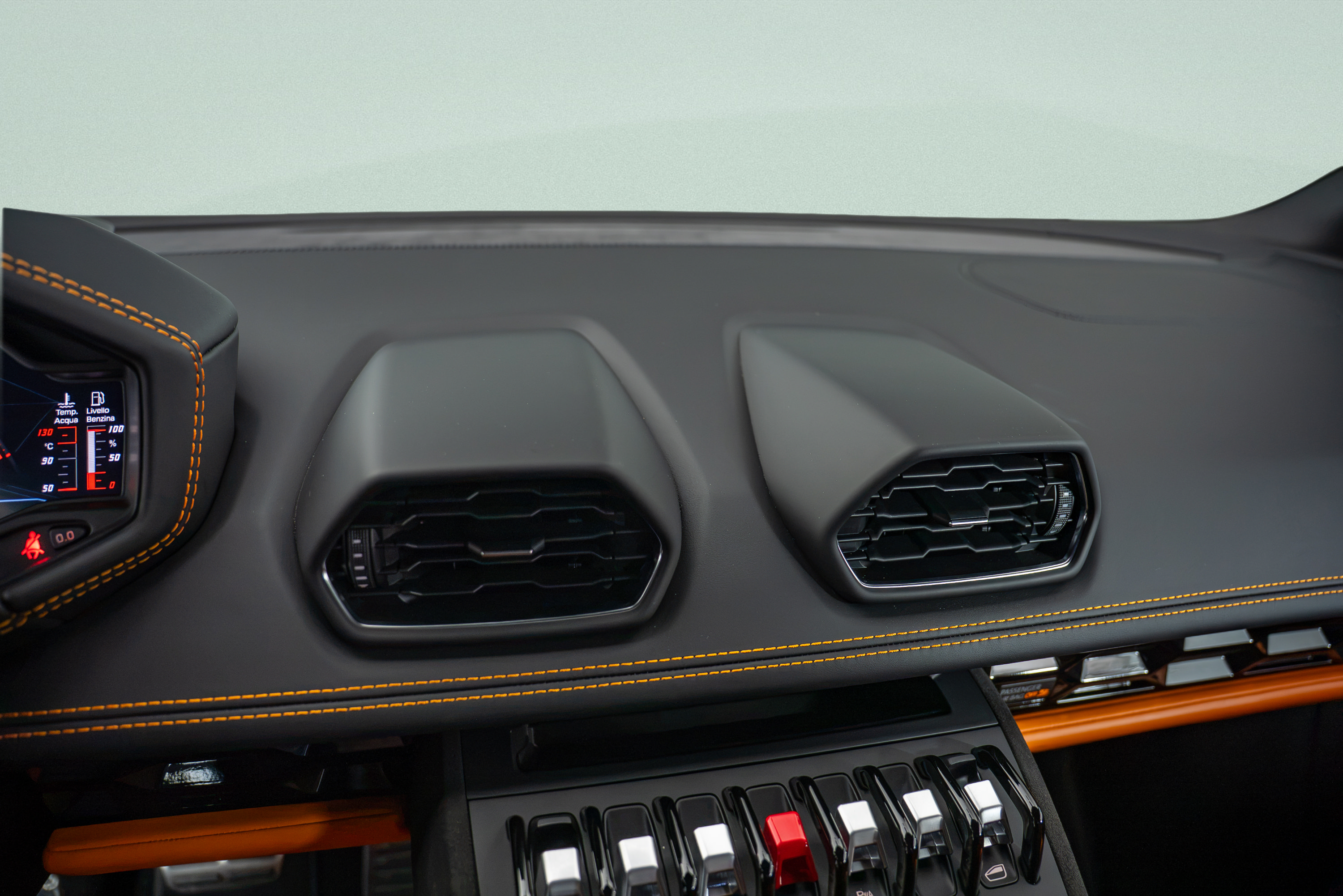 Used 2024 Lamborghini Huracan Tecnica RWD image 13