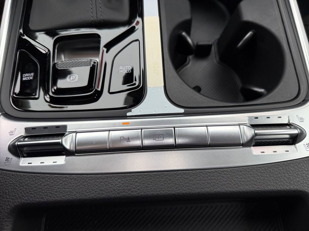 New 2026 Kia Carnival SX FWD image 19
