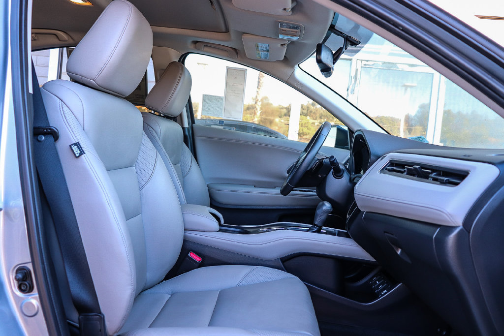 Used 2017 Honda HR-V EX-L image 16