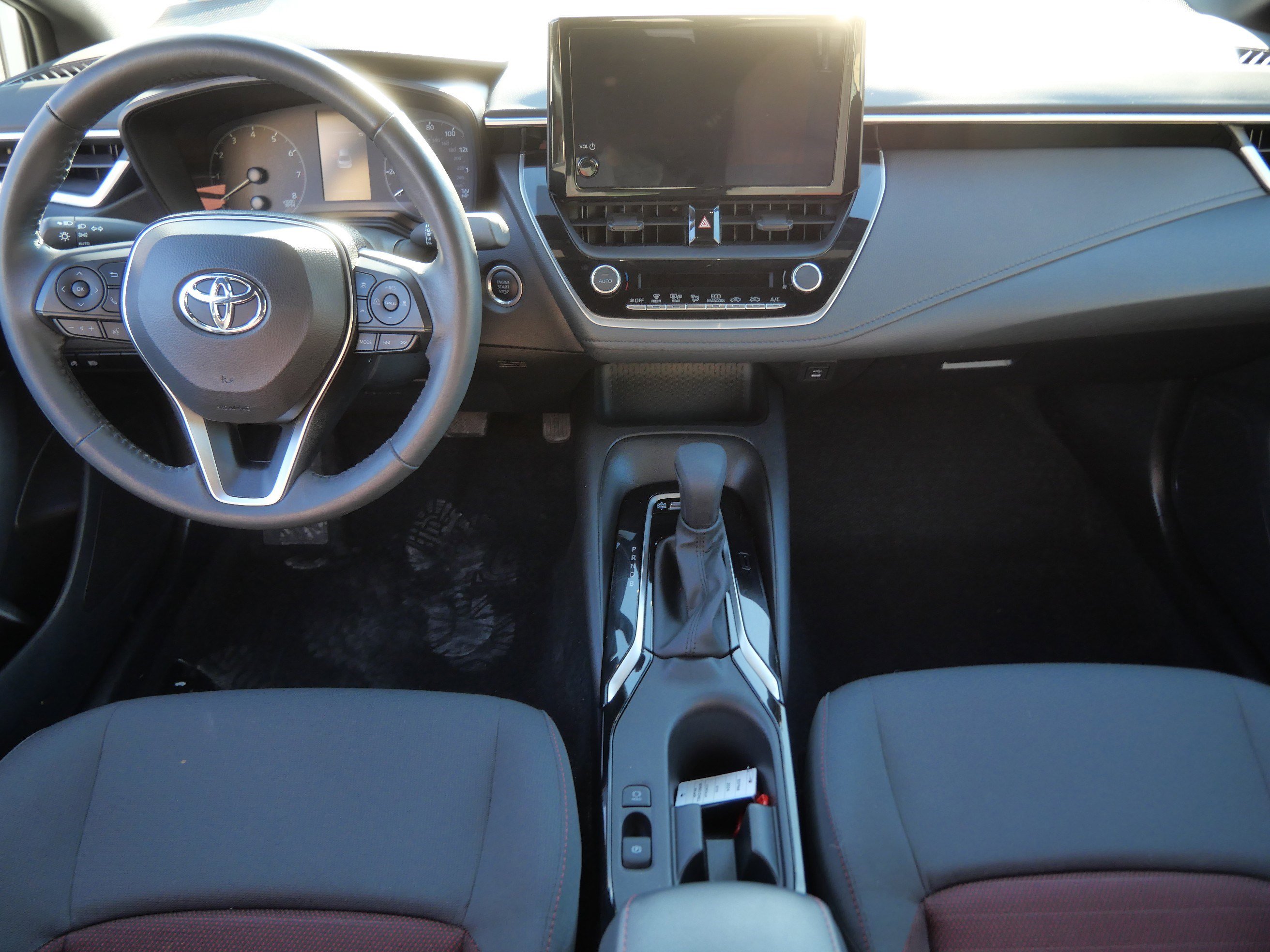 Certified 2024 Toyota Corolla SE FWD image 11