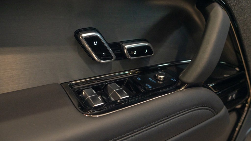 New 2025 Land Rover Range Rover Sport Dynamic SE image 12