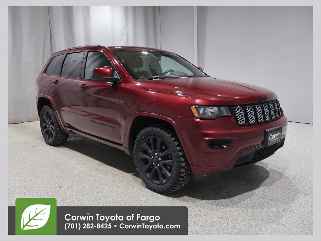 Used 2018 Jeep Grand Cherokee Altitude AWD/4WD image 1