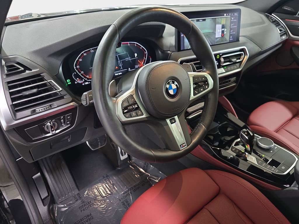 Certified 2024 BMW X4 xDrive30i w/ Premium Package image 19