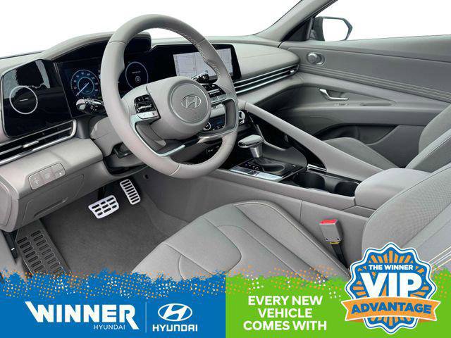 New 2025 Hyundai Elantra SEL image 15