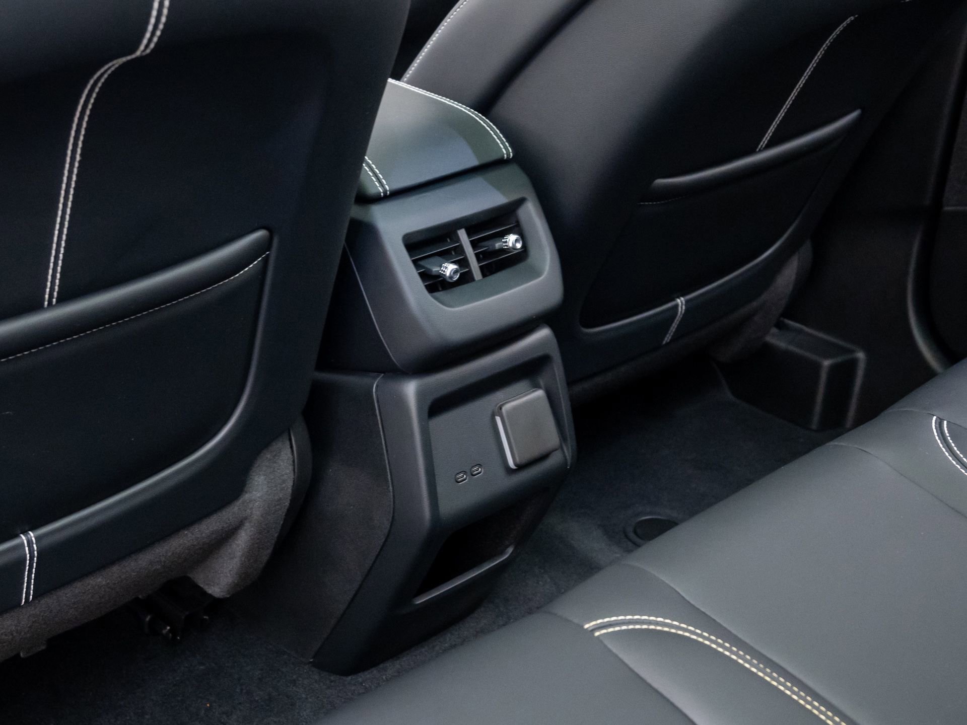 New 2026 Cadillac Optiq Sport 1 image 20