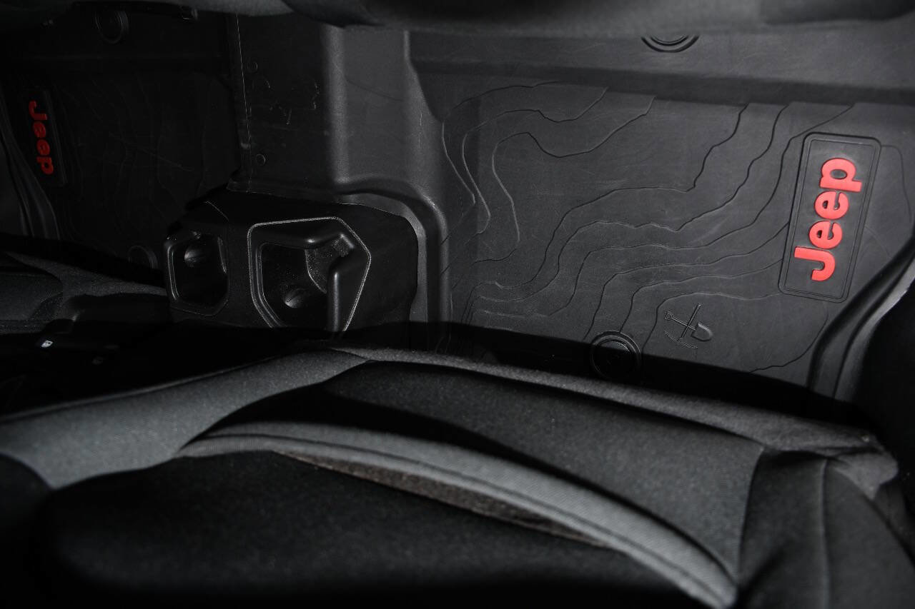 Used 2020 Jeep Wrangler Unlimited Sport S image 17