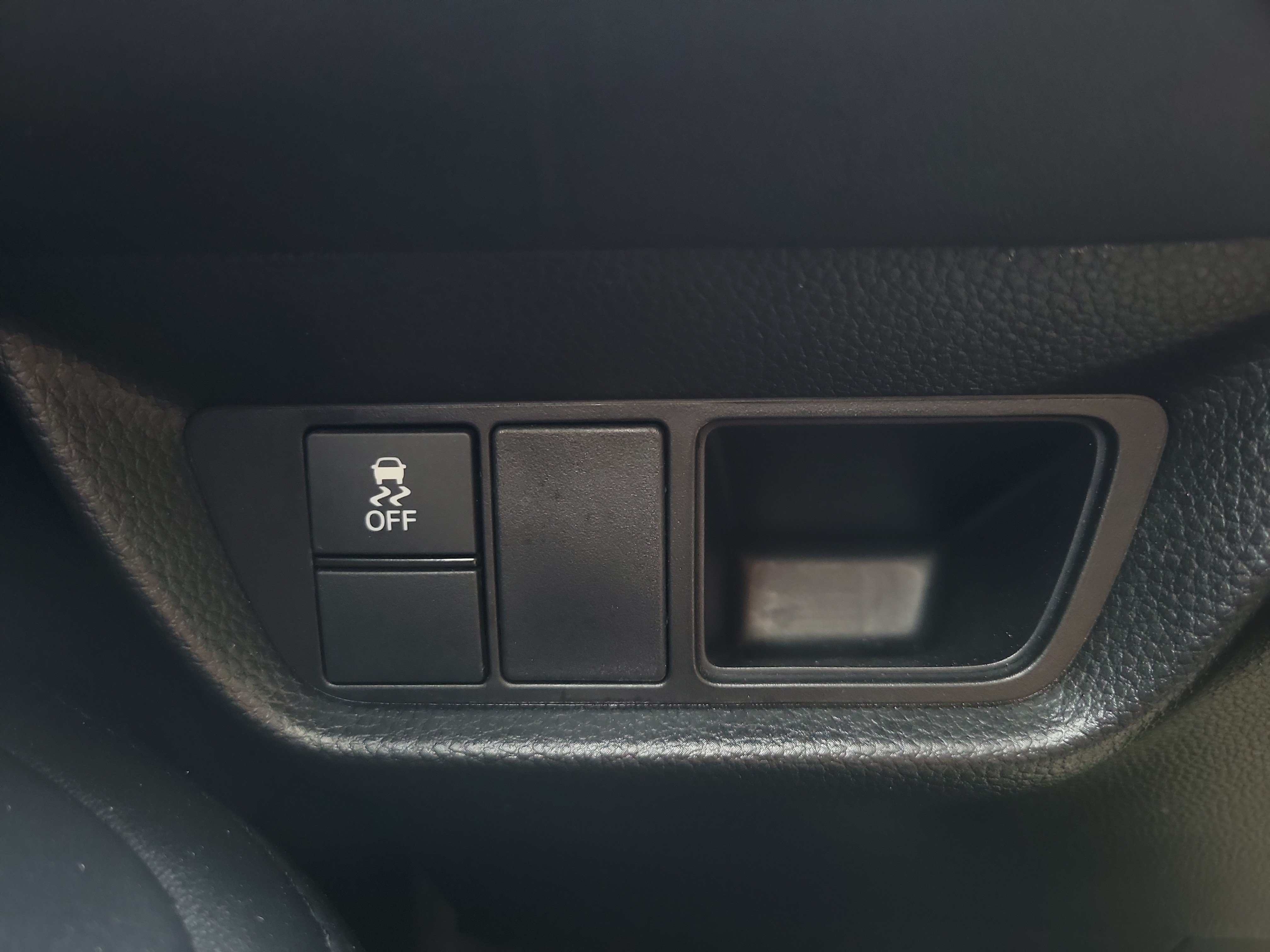 Used 2025 Honda HR-V LX image 28