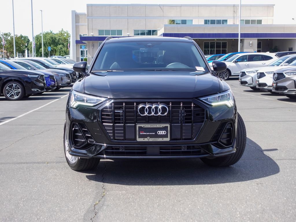 Used 2025 Audi Q3 2.0T Premium w/ Convenience Plus Package image 3