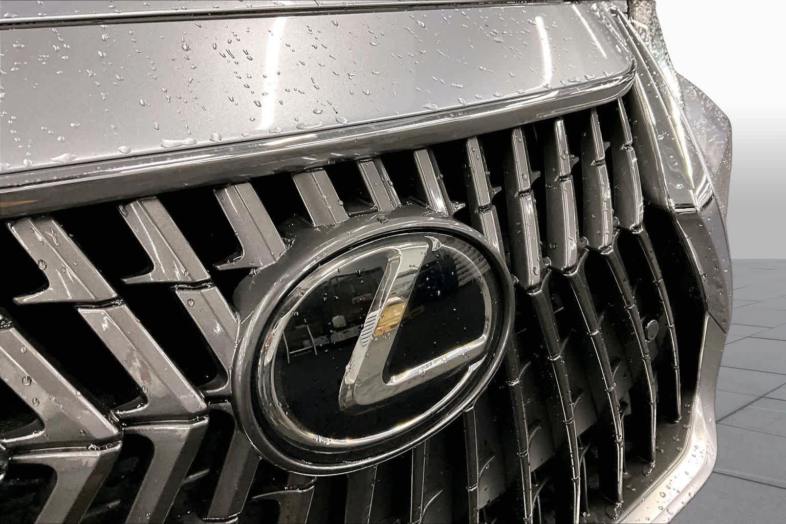 Used 2024 Lexus ES 350 w/ Premium Package FWD image 30