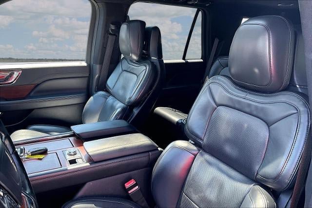 Used 2022 Lincoln Navigator Reserve AWD/4WD image 20