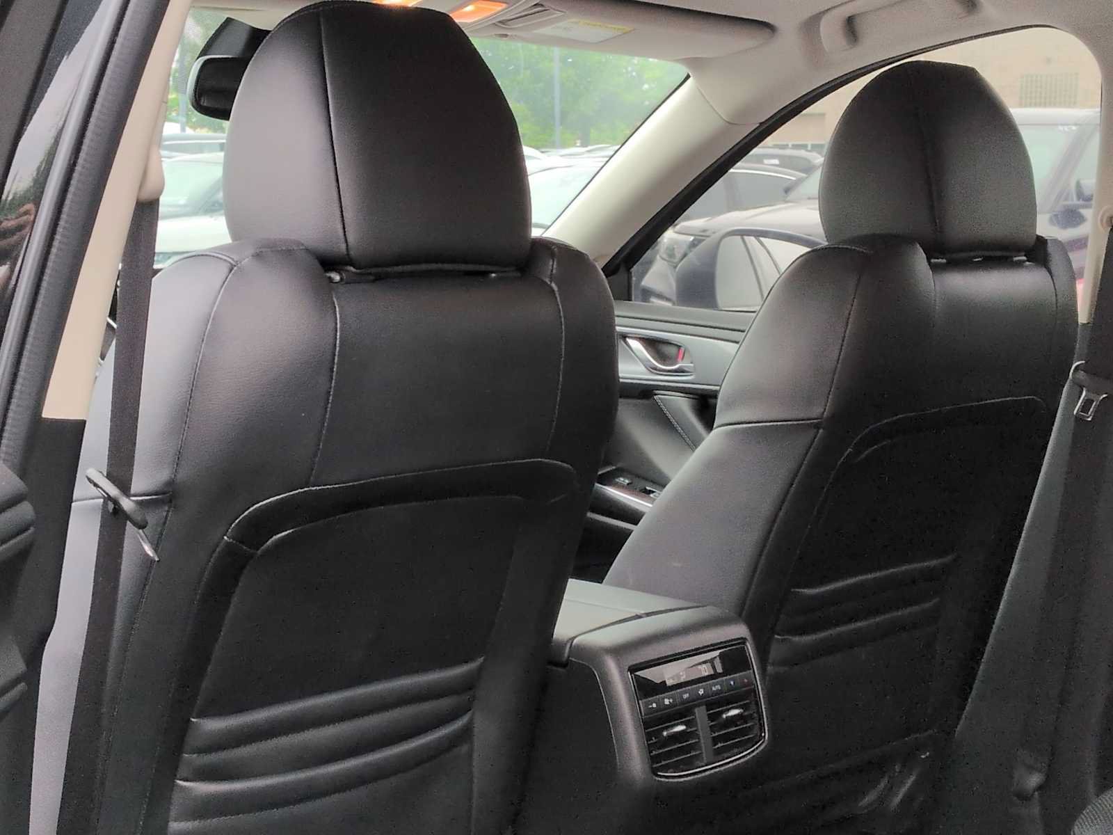 Used 2018 MAZDA CX-9 Touring AWD/4WD image 19