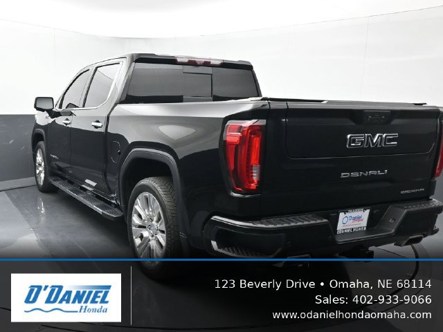 Used 2020 GMC Sierra 1500 Denali w/ Denali Premium Package AWD/4WD image 4