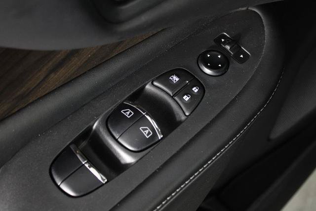 Certified 2020 Nissan Murano Platinum FWD image 24