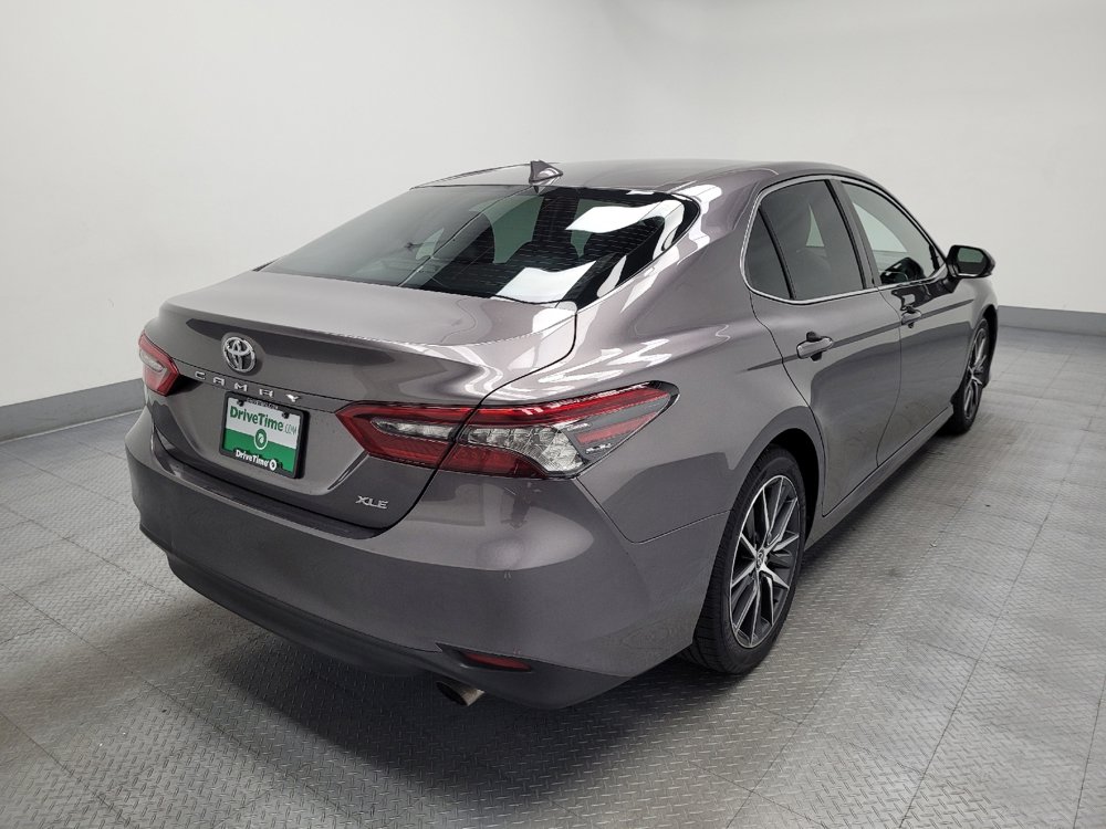 Used 2023 Toyota Camry XLE FWD image 9