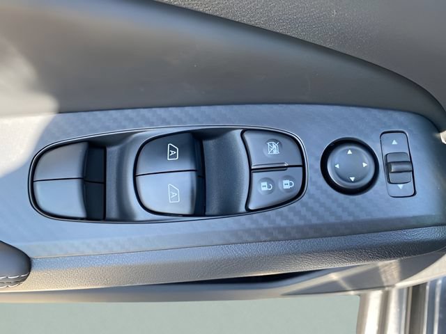 New 2026 Nissan Altima 2.5 SV AWD/4WD image 17