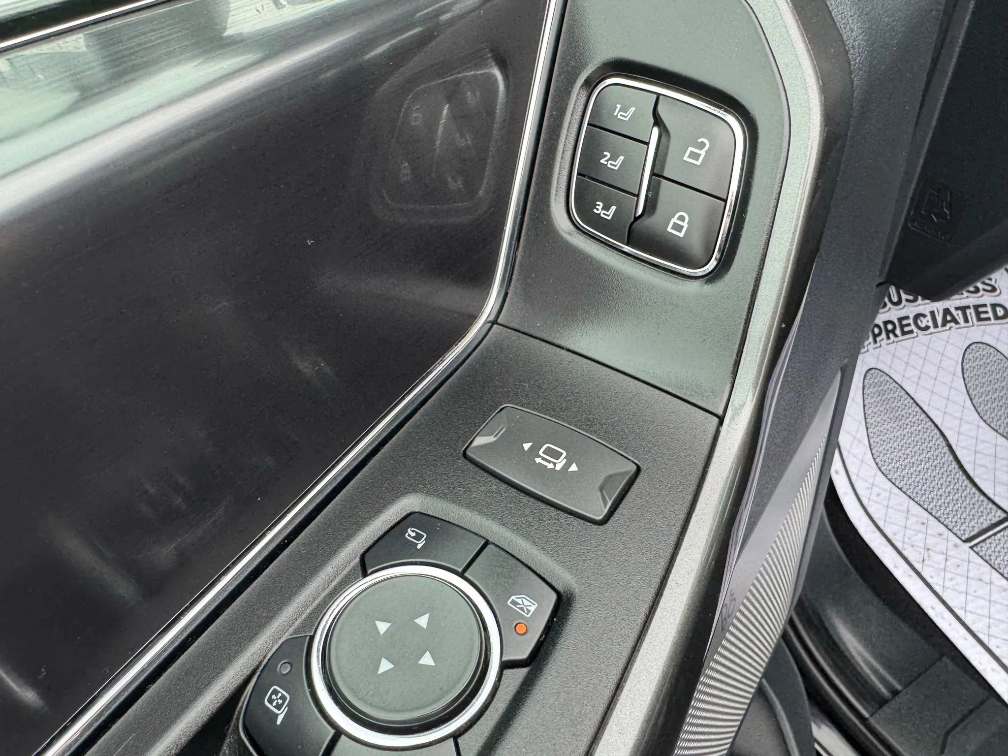 Used 2023 Ford F150 Lariat image 12