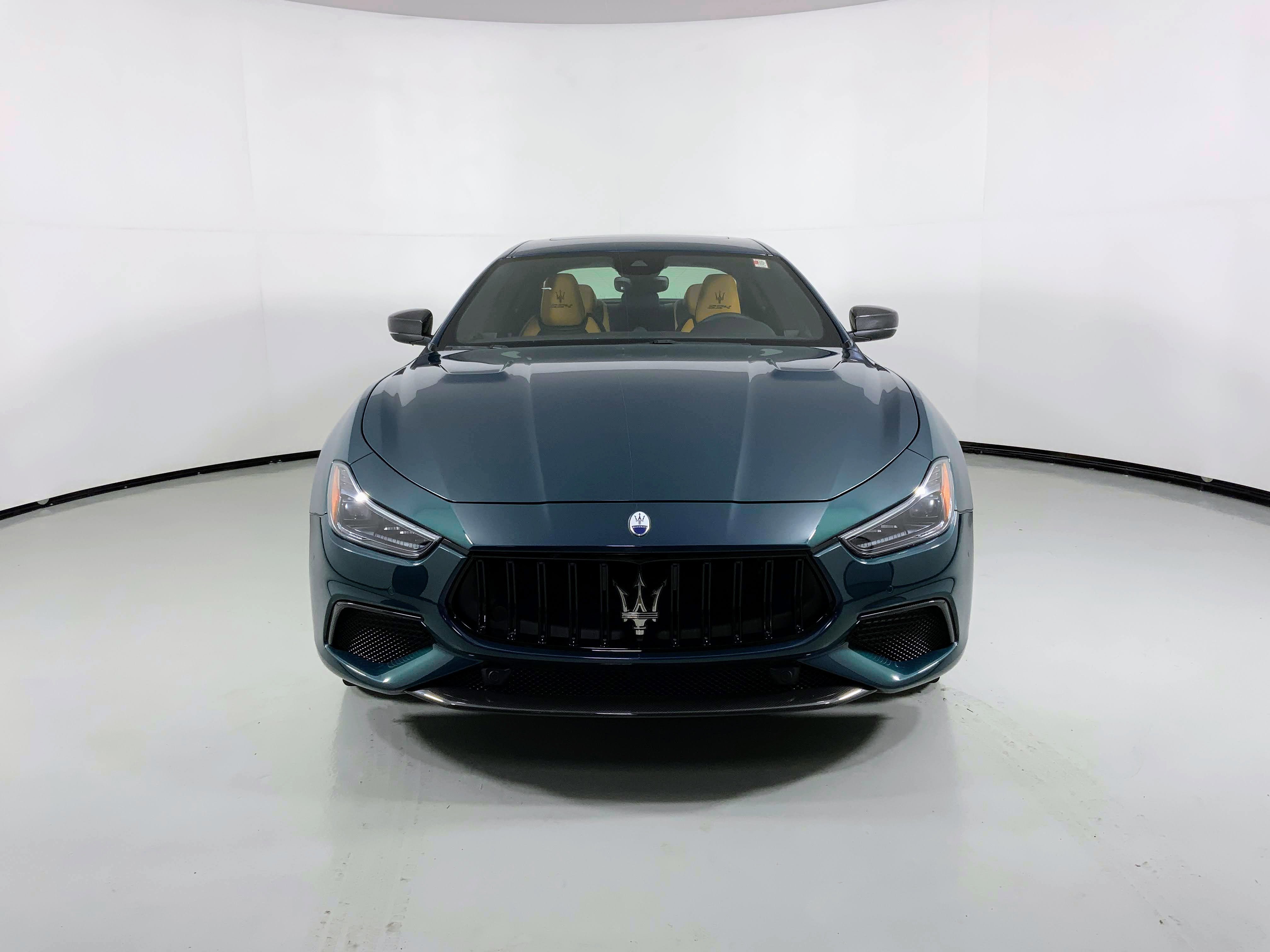 Used 2024 Maserati Ghibli Trofeo image 8