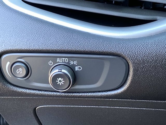 Used 2024 Chevrolet Malibu LT FWD image 17