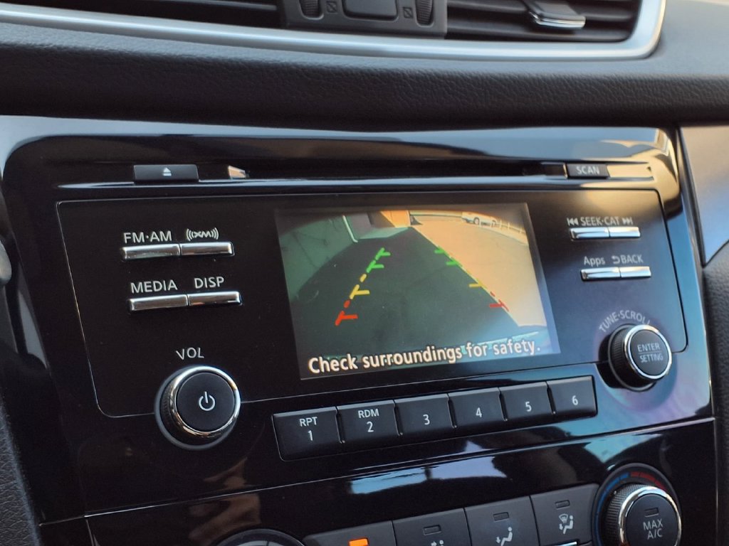 Used 2016 Nissan Rogue S FWD image 7
