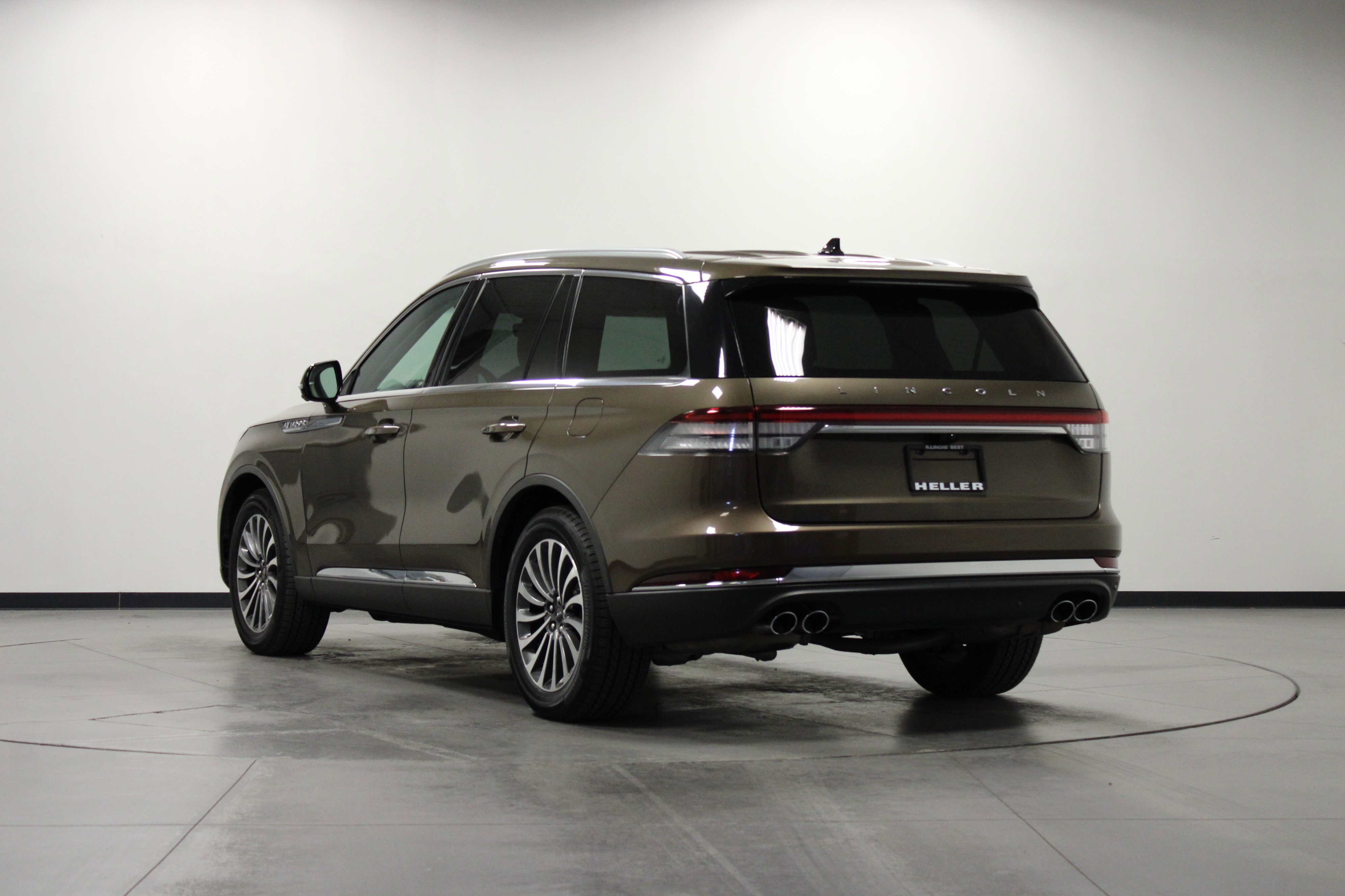 Used 2022 Lincoln Aviator Reserve w/ Elements Package Plus image 6