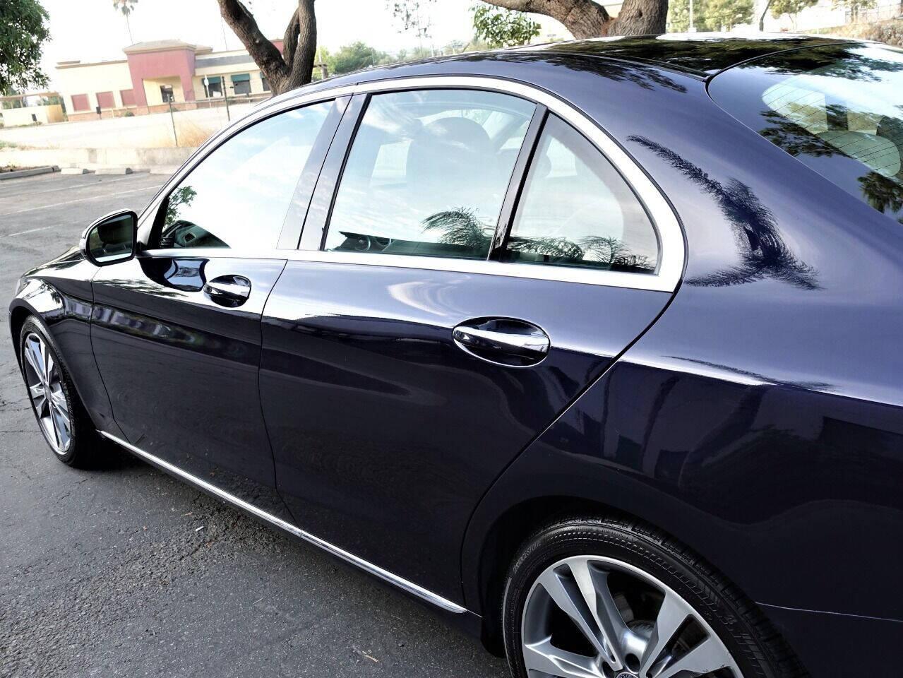 Used 2015 Mercedes-Benz C 300 Sedan image 15