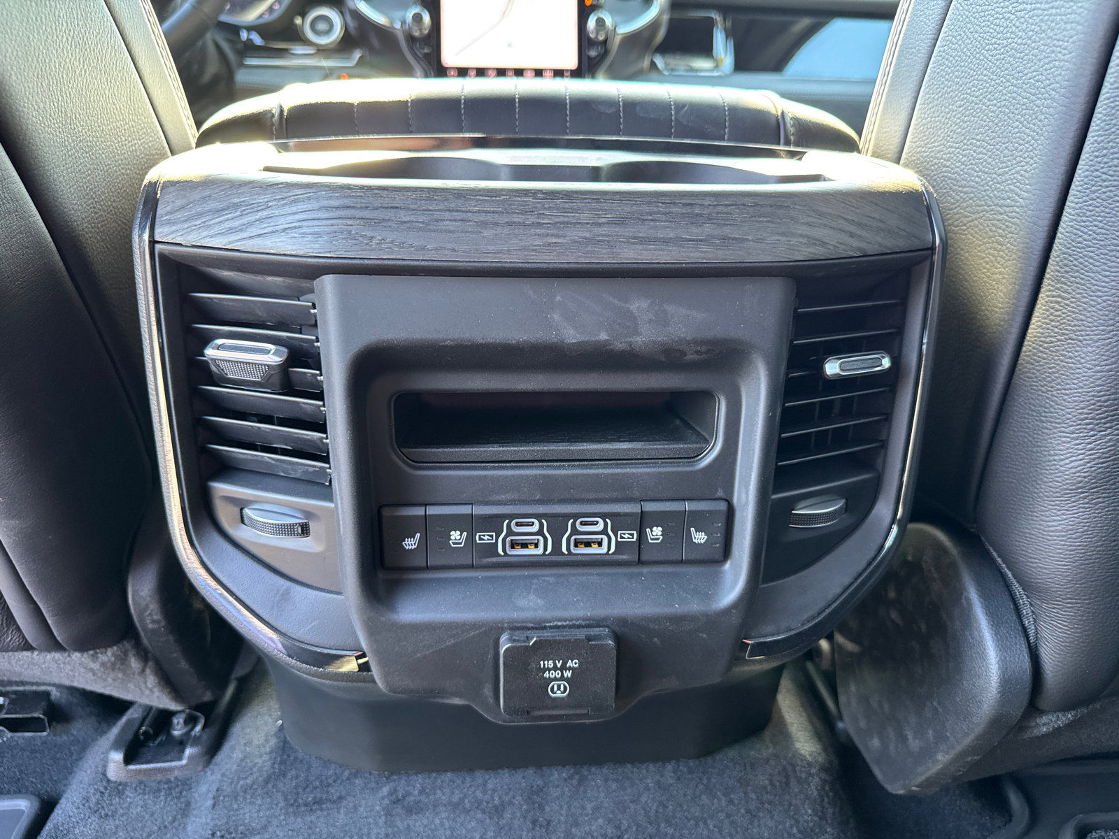 New 2025 RAM 1500 Limited AWD/4WD image 8