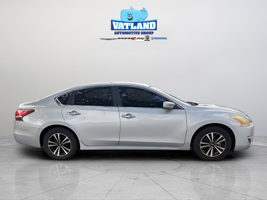 Used 2015 Nissan Altima 2.5 S w/ Power Driver Seat Package FWD image 6
