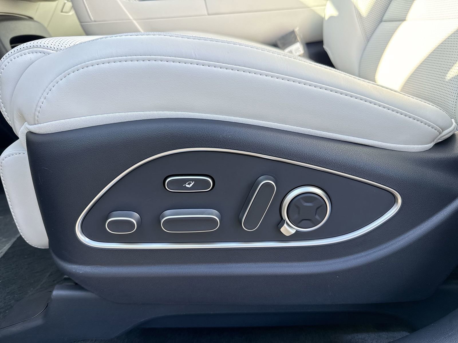 New 2026 Hyundai Palisade Calligraphy image 13