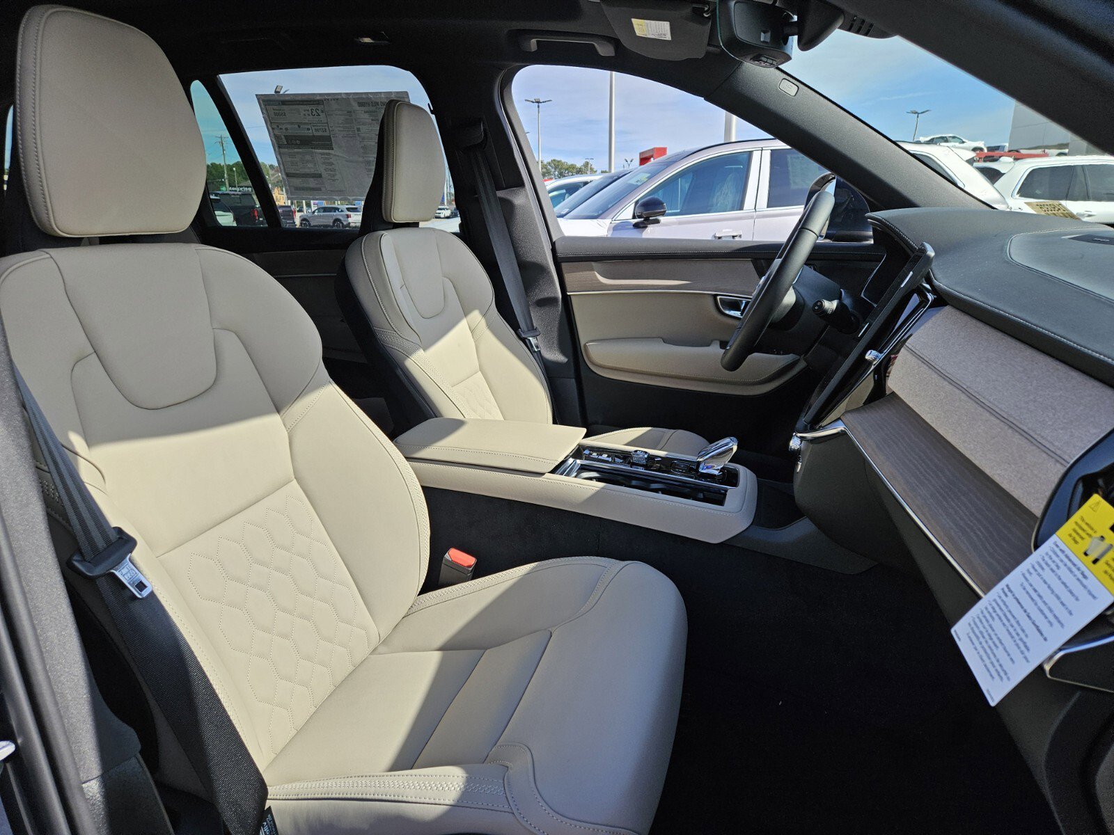 New 2026 Volvo XC90 B6 Plus AWD/4WD image 12