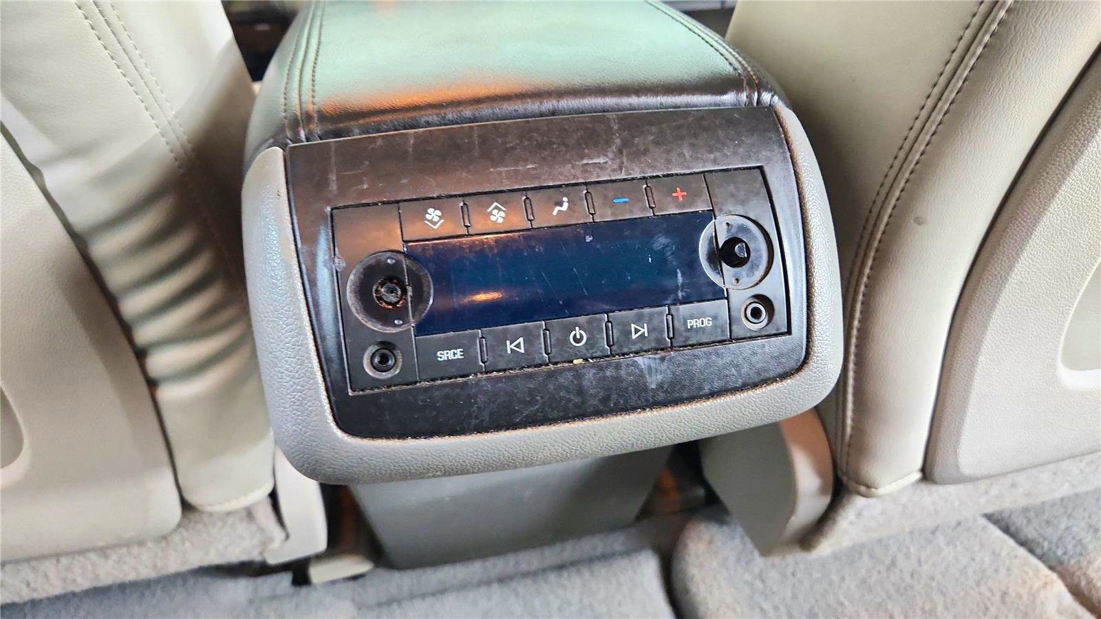 Used 2011 Buick Enclave CXL w/ Trailering Provision Package image 34