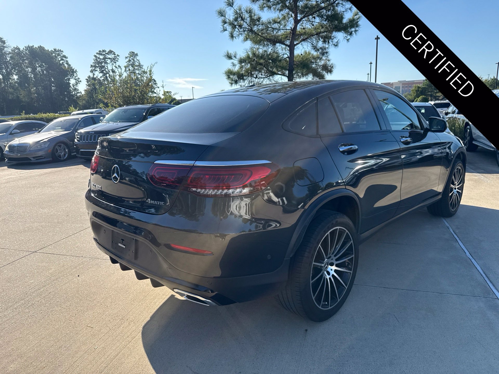Certified 2022 Mercedes-Benz GLC 300 4MATIC Coupe image 4