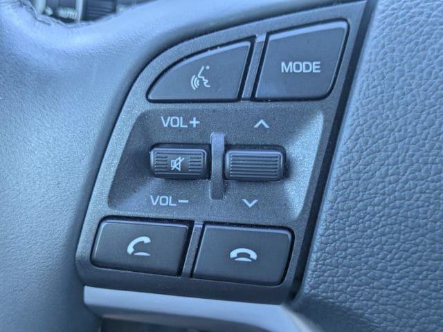 Used 2021 Hyundai Tucson Limited AWD/4WD image 24