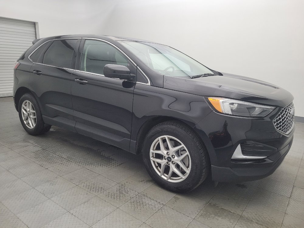 Used 2024 Ford Edge SEL image 11