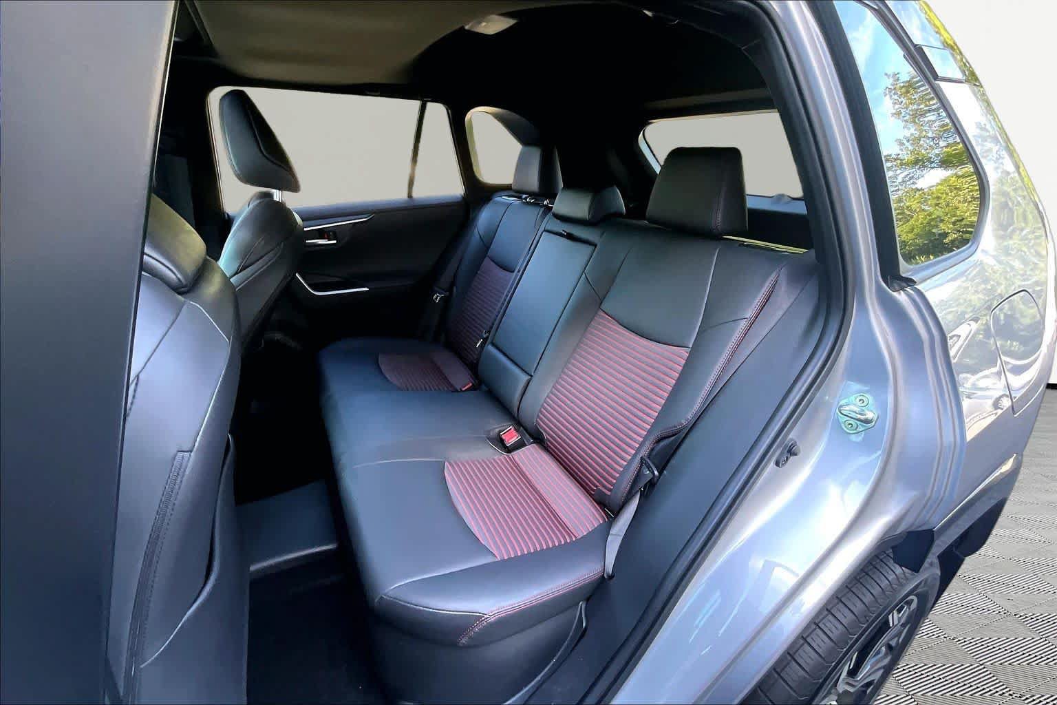 Used 2023 Toyota RAV4 XSE w/ Weather Package AWD/4WD image 21