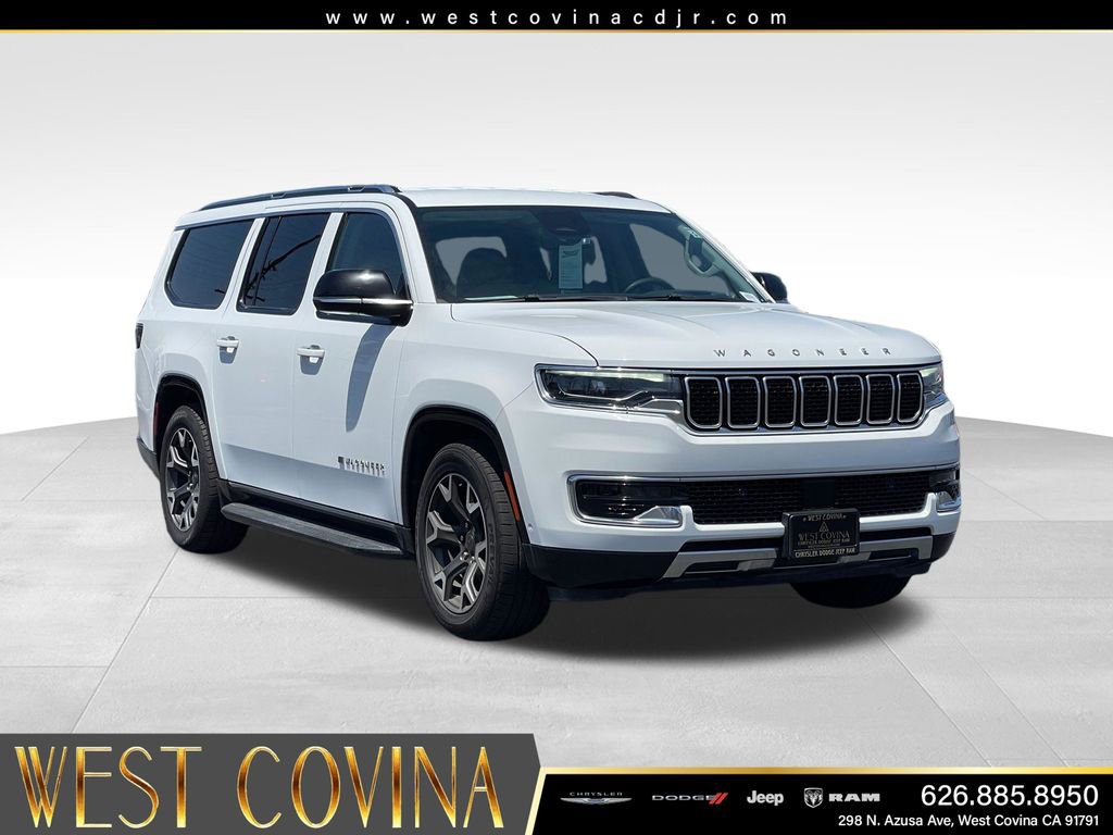 Used 2024 Jeep Wagoneer L Series III w/ Flexible Seating Group AWD/4WD image 3