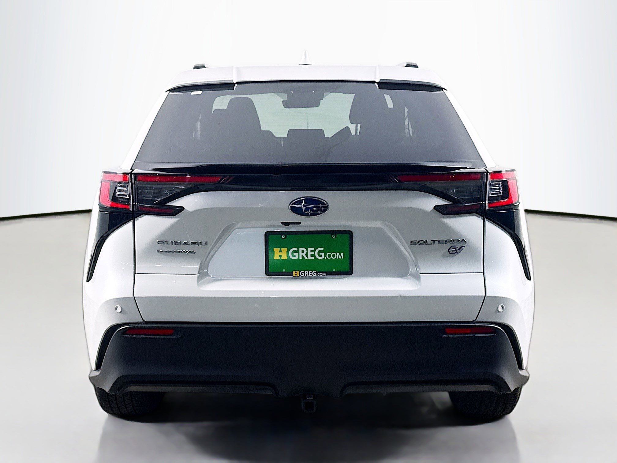 Used 2024 Subaru Solterra Premium image 8