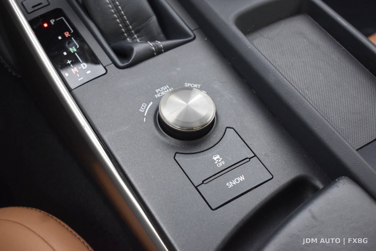 Used 2018 Lexus IS 300 AWD w/ Comfort Package image 29