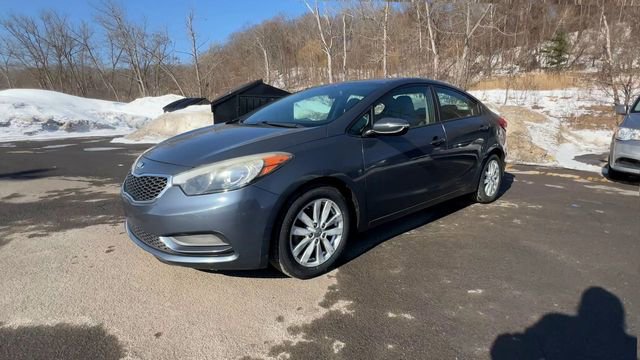 Used 2016 Kia Forte LX w/ LX Popular Plus Package image 4