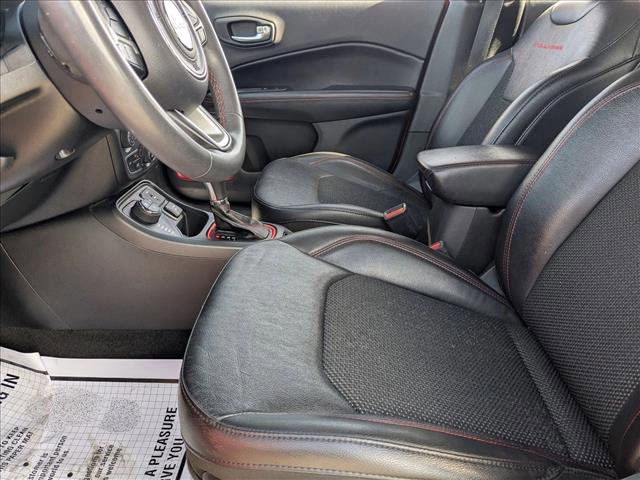 Used 2021 Jeep Compass Trailhawk image 15