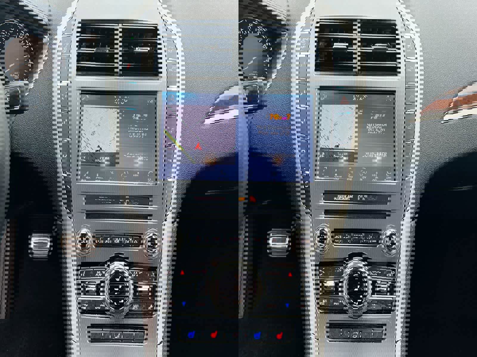 Used 2020 Lincoln MKZ Reserve w/ Luxury Package image 27