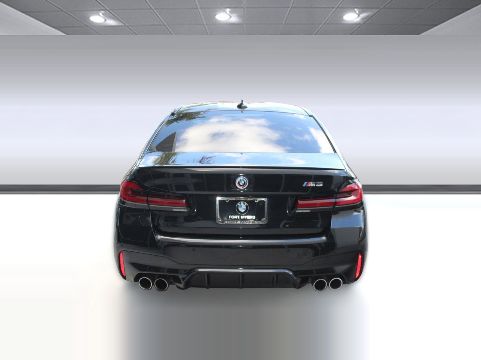 Used 2023 BMW M5 AWD/4WD image 10