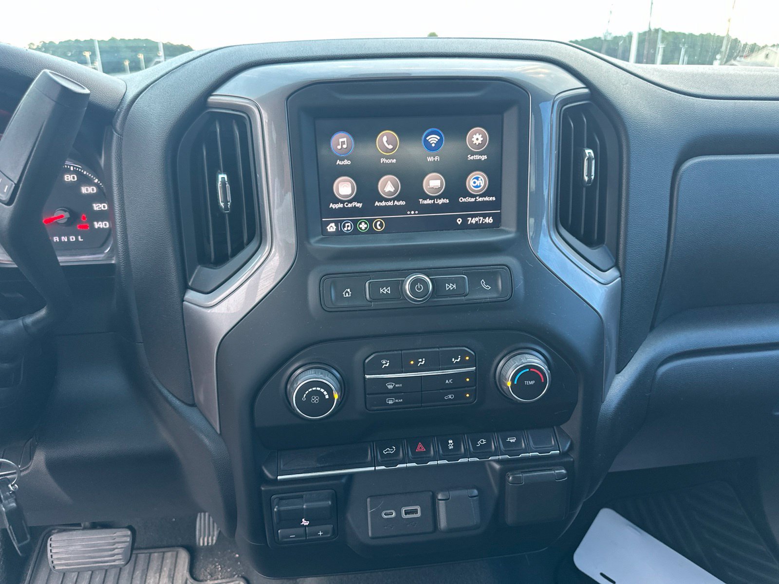 Used 2022 Chevrolet Silverado 2500 Custom w/ Custom Value Package RWD image 10