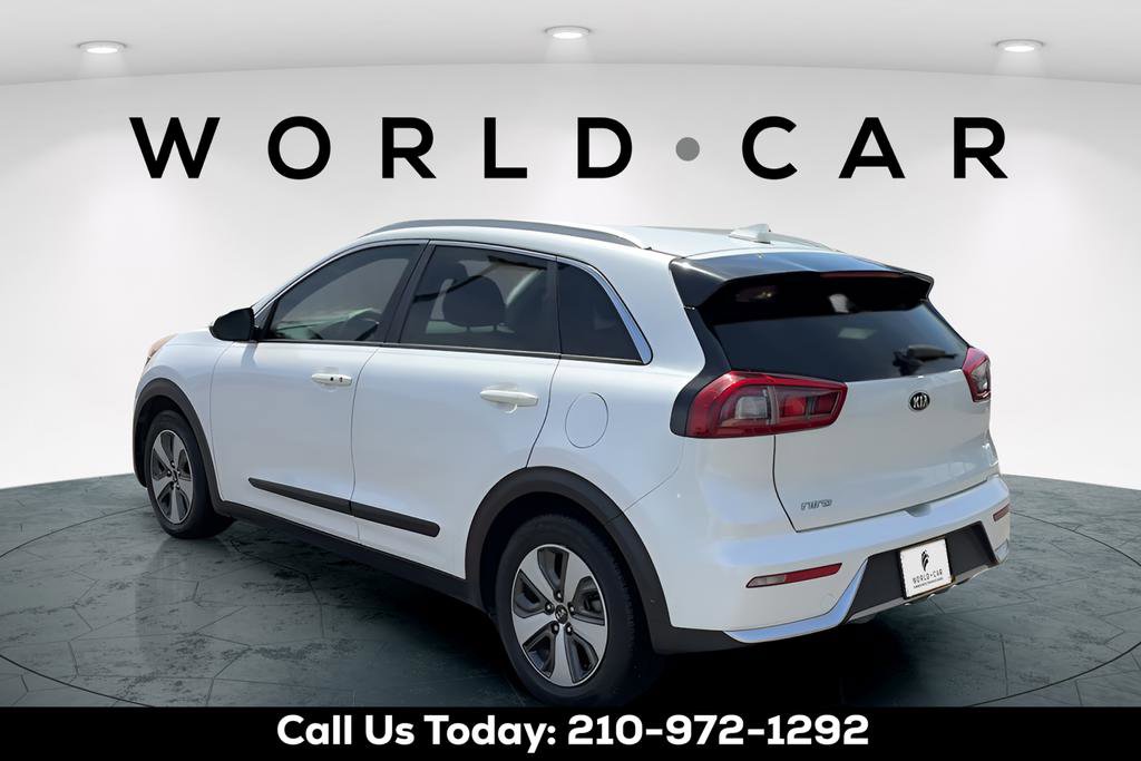 Used 2017 Kia Niro LX image 5