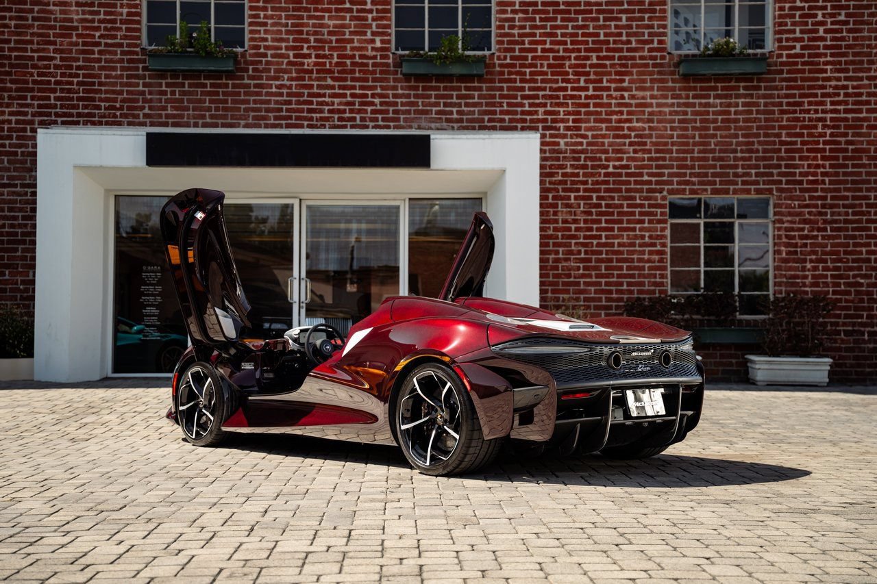 Used 2021 McLaren Elva RWD image 55