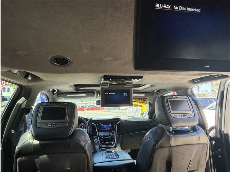 Used 2015 Cadillac Escalade ESV Platinum AWD/4WD image 34