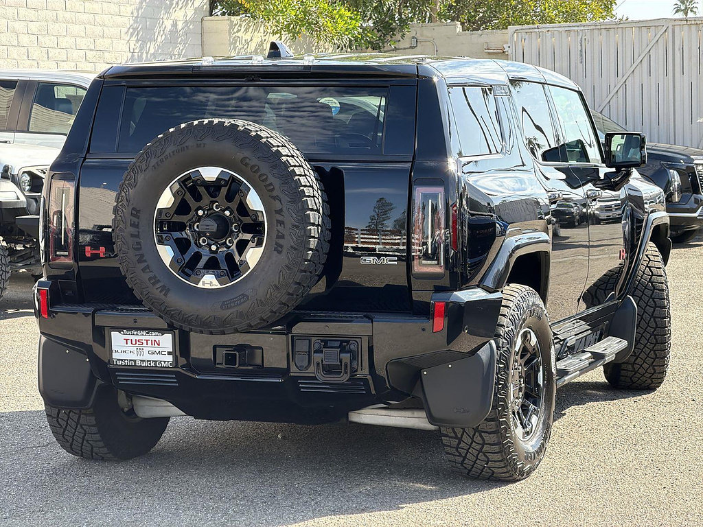 Used 2024 GMC Hummer EV 2X w/ Extreme Off-Road Package AWD/4WD image 5