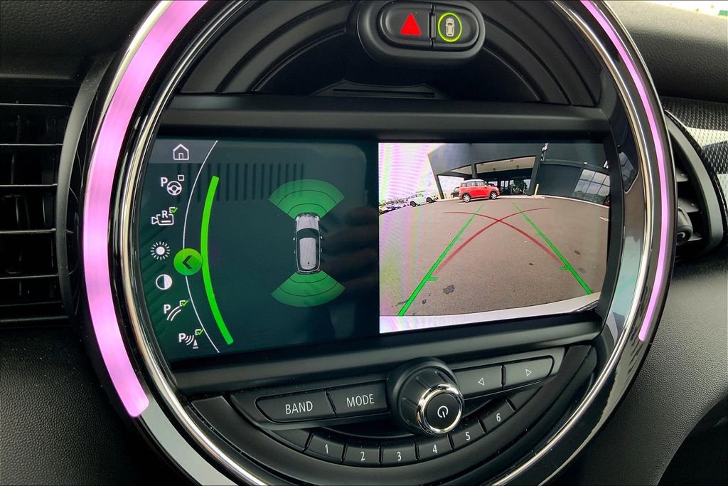 Used 2021 MINI Cooper SE w/ 8.8" Touchscreen Nav Package image 16